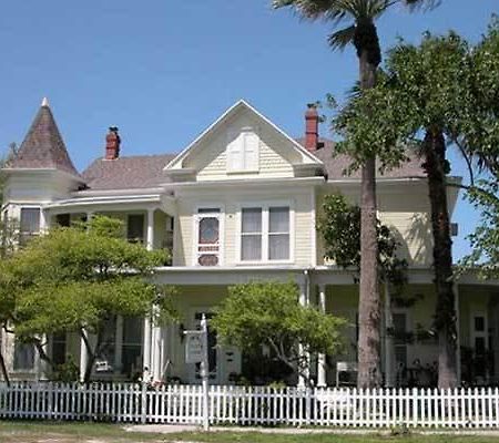 Angel Rose Bed And Breakfast Рокпорт Екстериор снимка