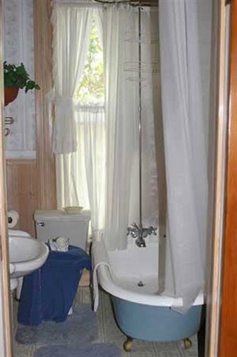 Angel Rose Bed And Breakfast Рокпорт Екстериор снимка